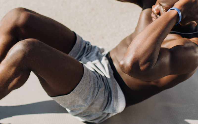 Hvordan træner man mave Sit Ups Stock photos by Vecteezy